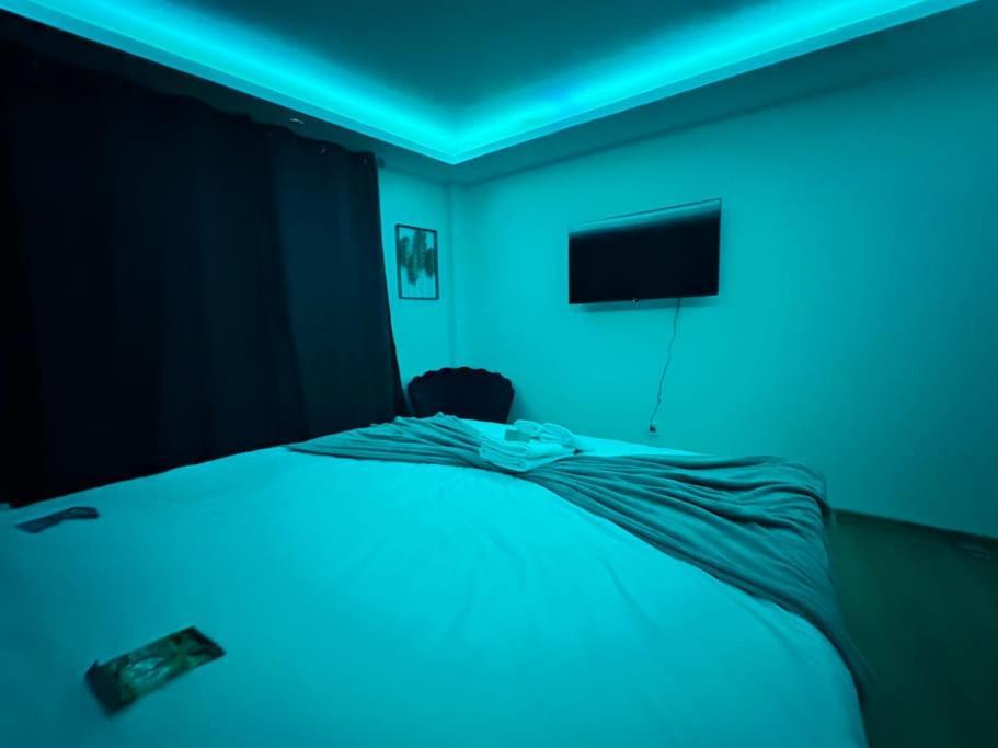E Servagnat T3 Luxe Avec Sauna Jacuzzi Et Hammam Épernay Buitenkant foto