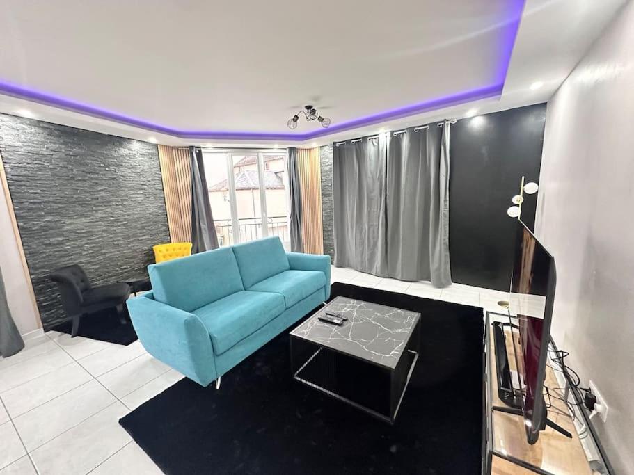 E Servagnat T3 Luxe Avec Sauna Jacuzzi Et Hammam Épernay Buitenkant foto
